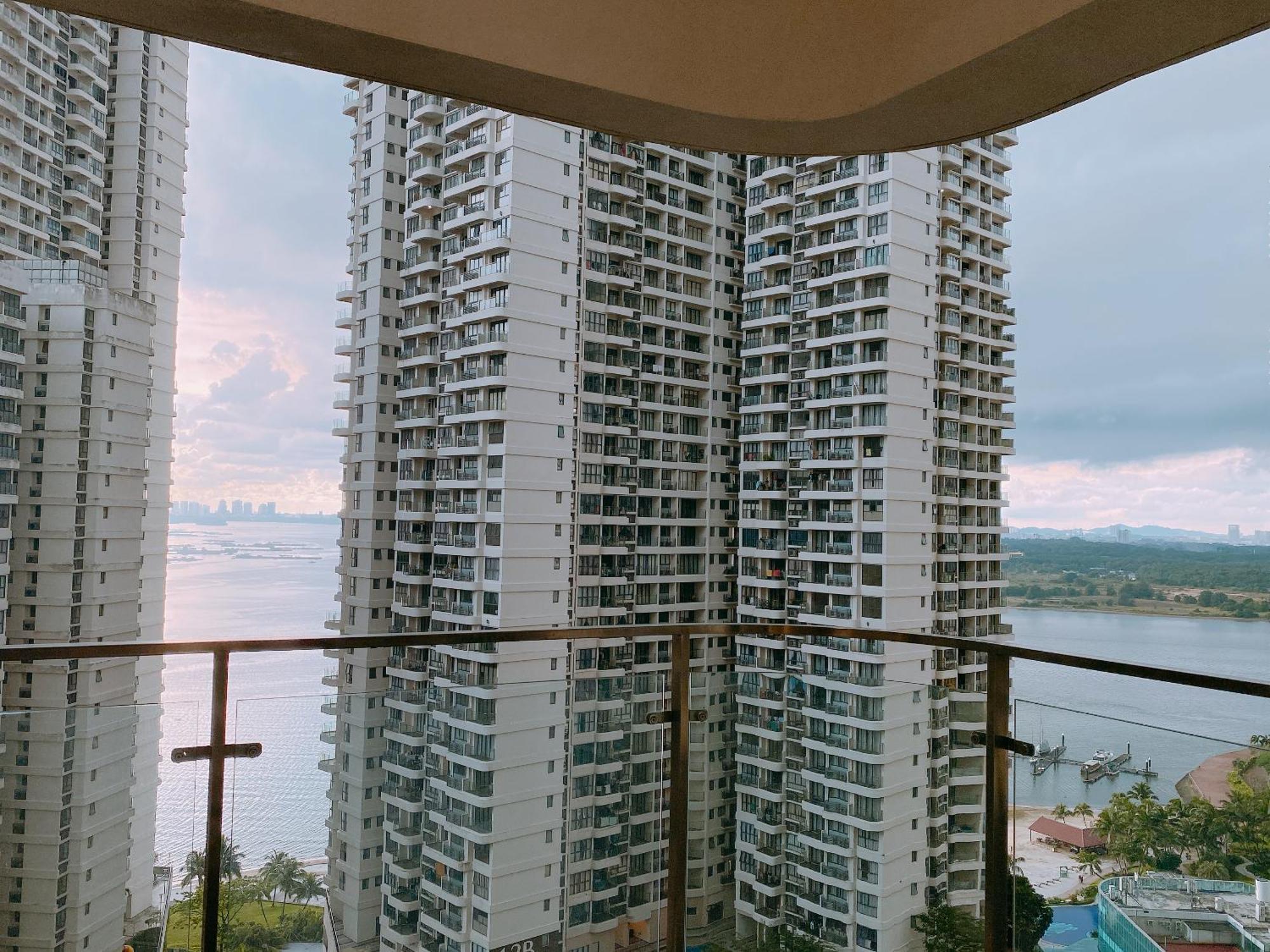 Apartamento Seafront Country Garden Danga Bay By Lions Bay Johor Bahru Habitación foto