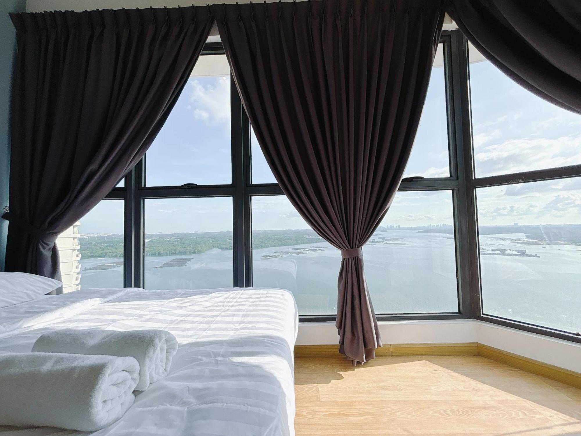 Apartamento Seafront Country Garden Danga Bay By Lions Bay Johor Bahru Habitación foto
